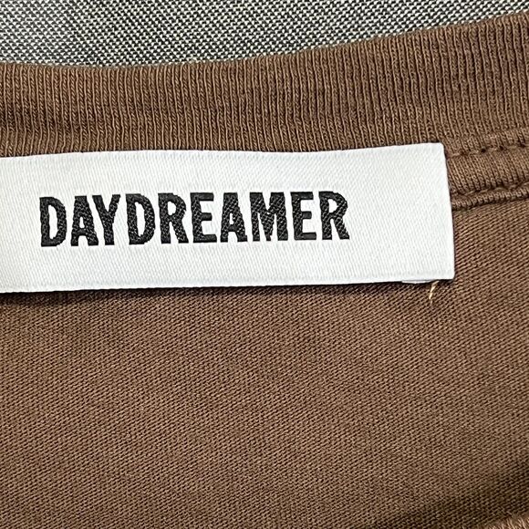 Daydreamer Fender guitar graphic tee brown Sm cotton - Picture 4 of 6